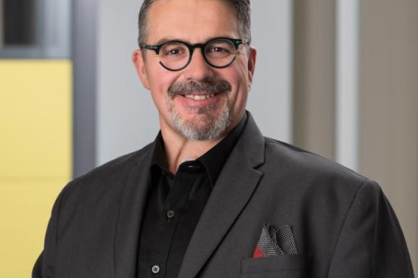 CEO and Registrar, Douglas Bungay headshot